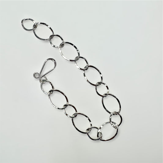 Hammered Oval Chain Bracelet
