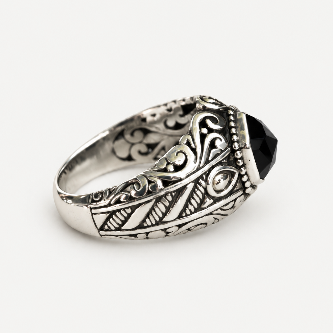 Black Onyx Filigree Ring sculpted side profile