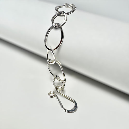 Hammered Oval Chain Bracelet