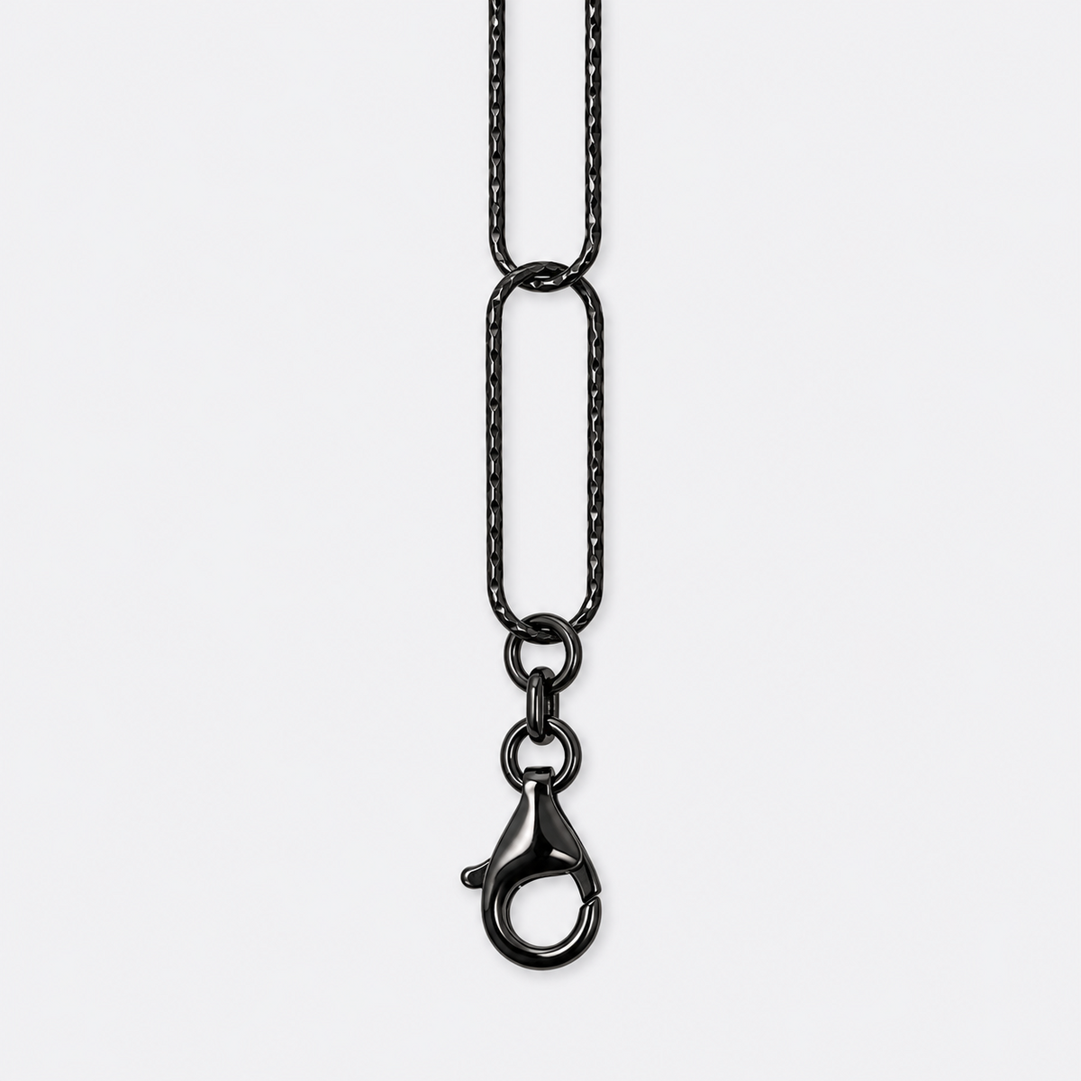 VILOS black paperclip bracelet clasp detail