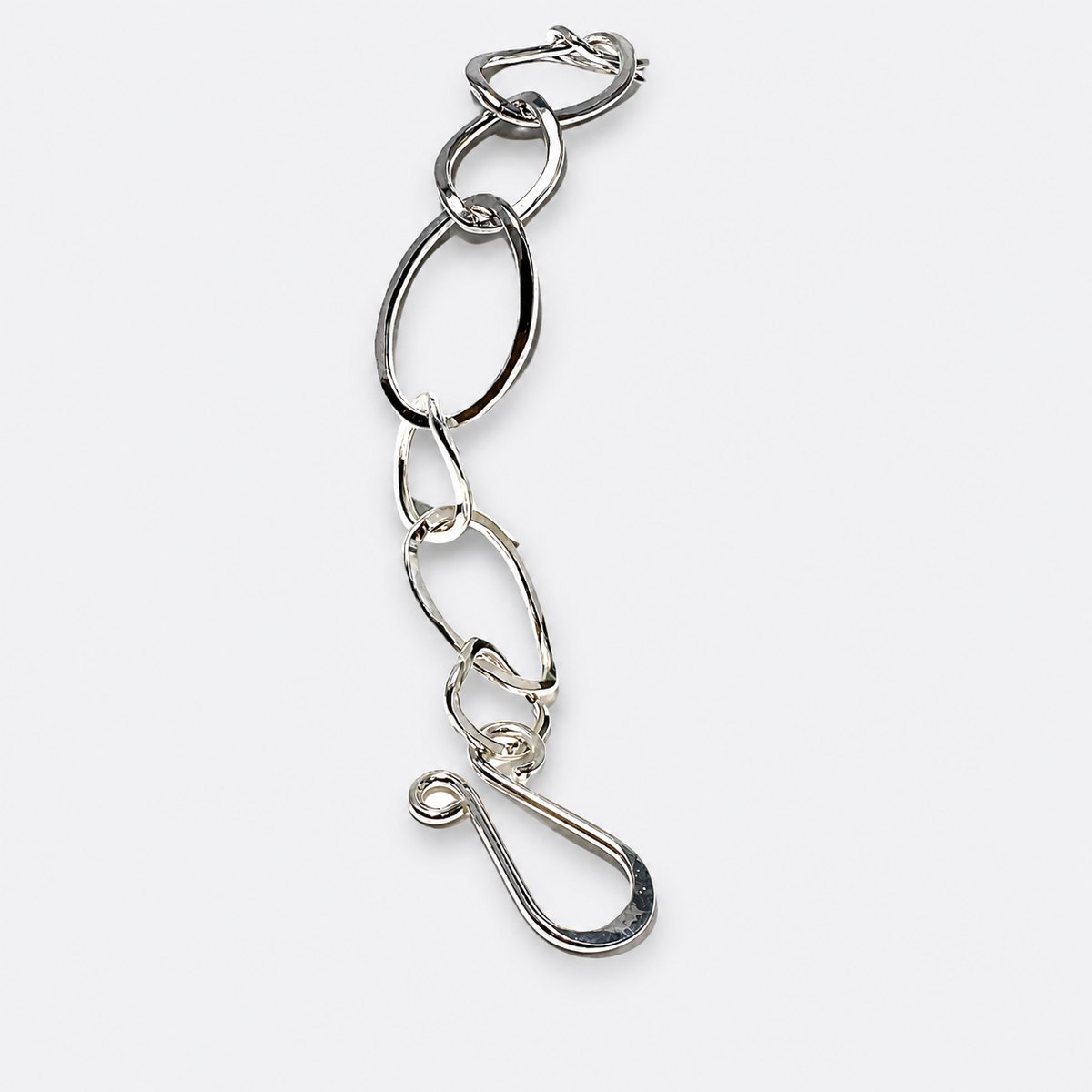Hammered Oval Chain Bracelet