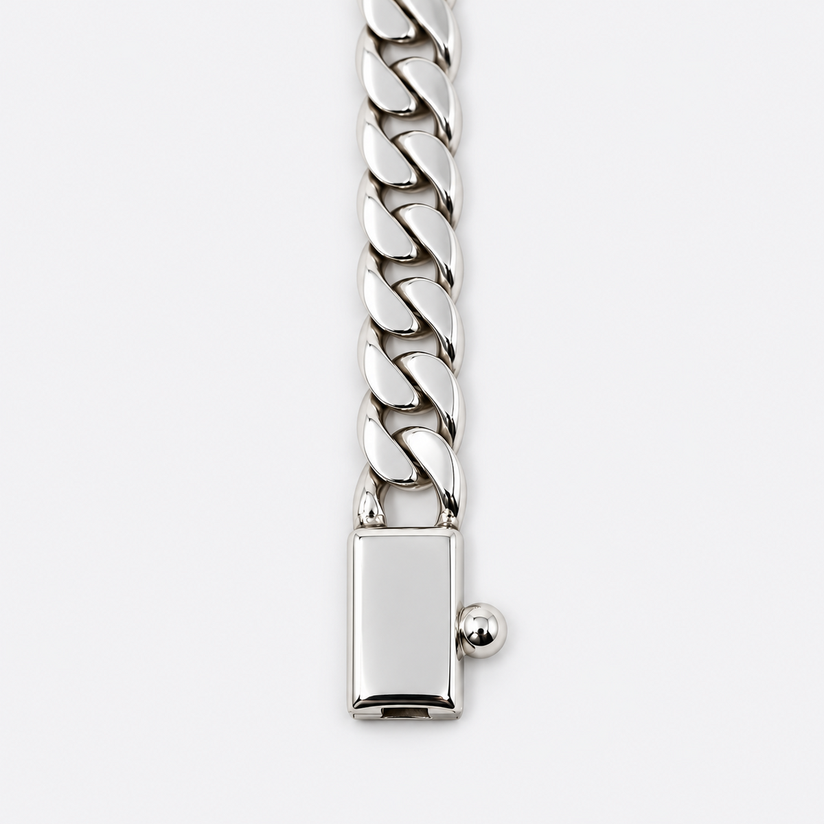 VILOS Cuban bracelet clasp side detail