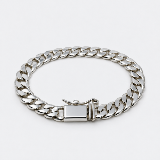 VILOS polished Cuban bracelet on display