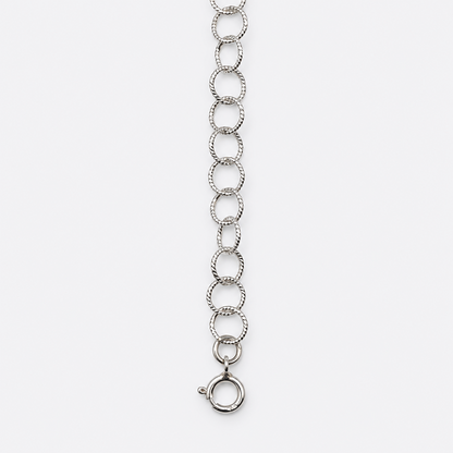 VILOS twisted oval link bracelet clasp detail
