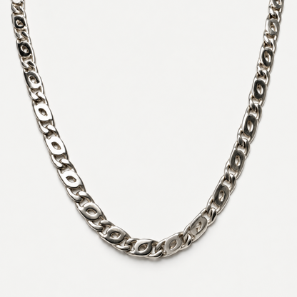Interlocking Oval Necklace link detail