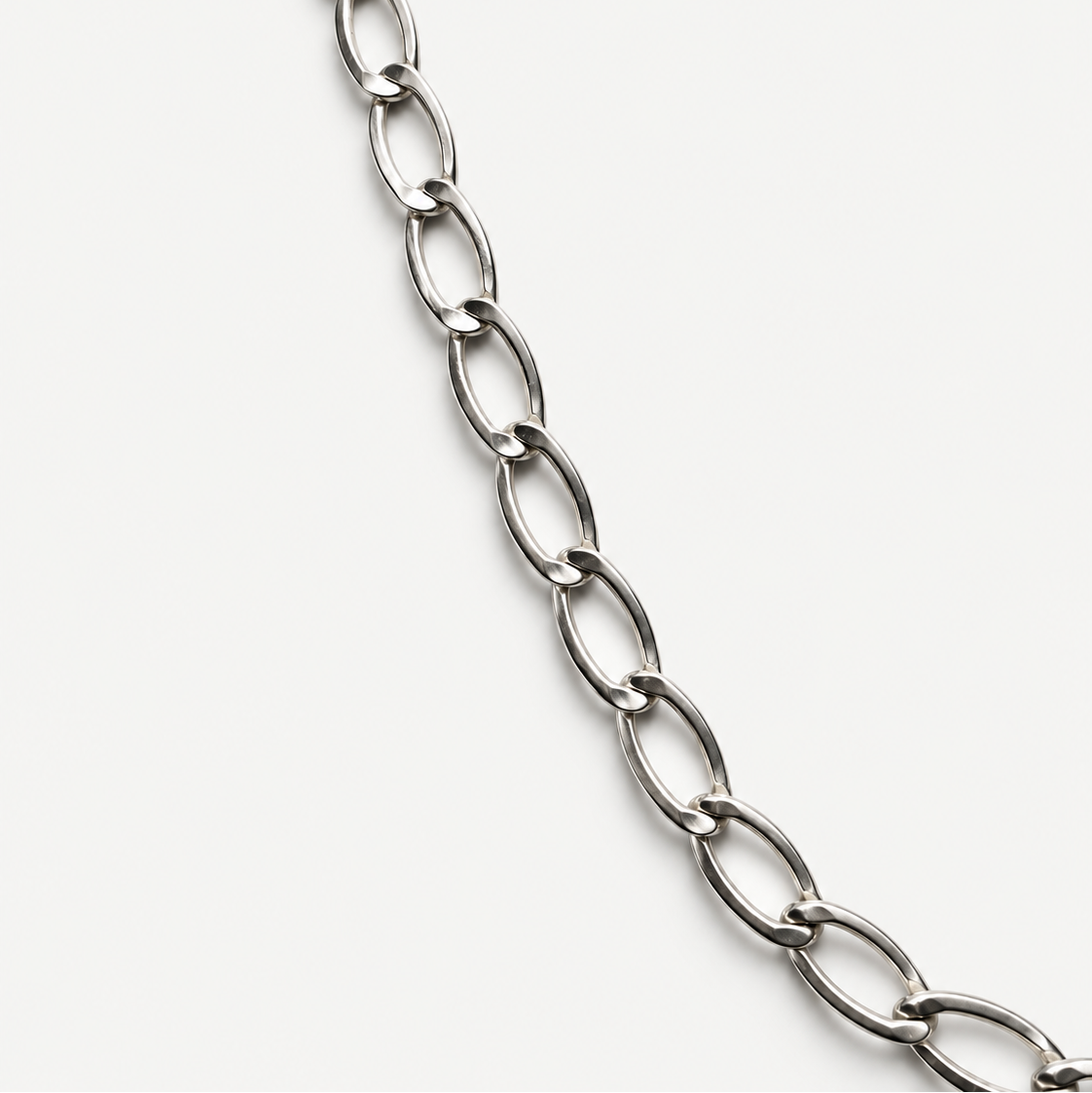 Oval Link Necklace in Sterling Silver .925, front view