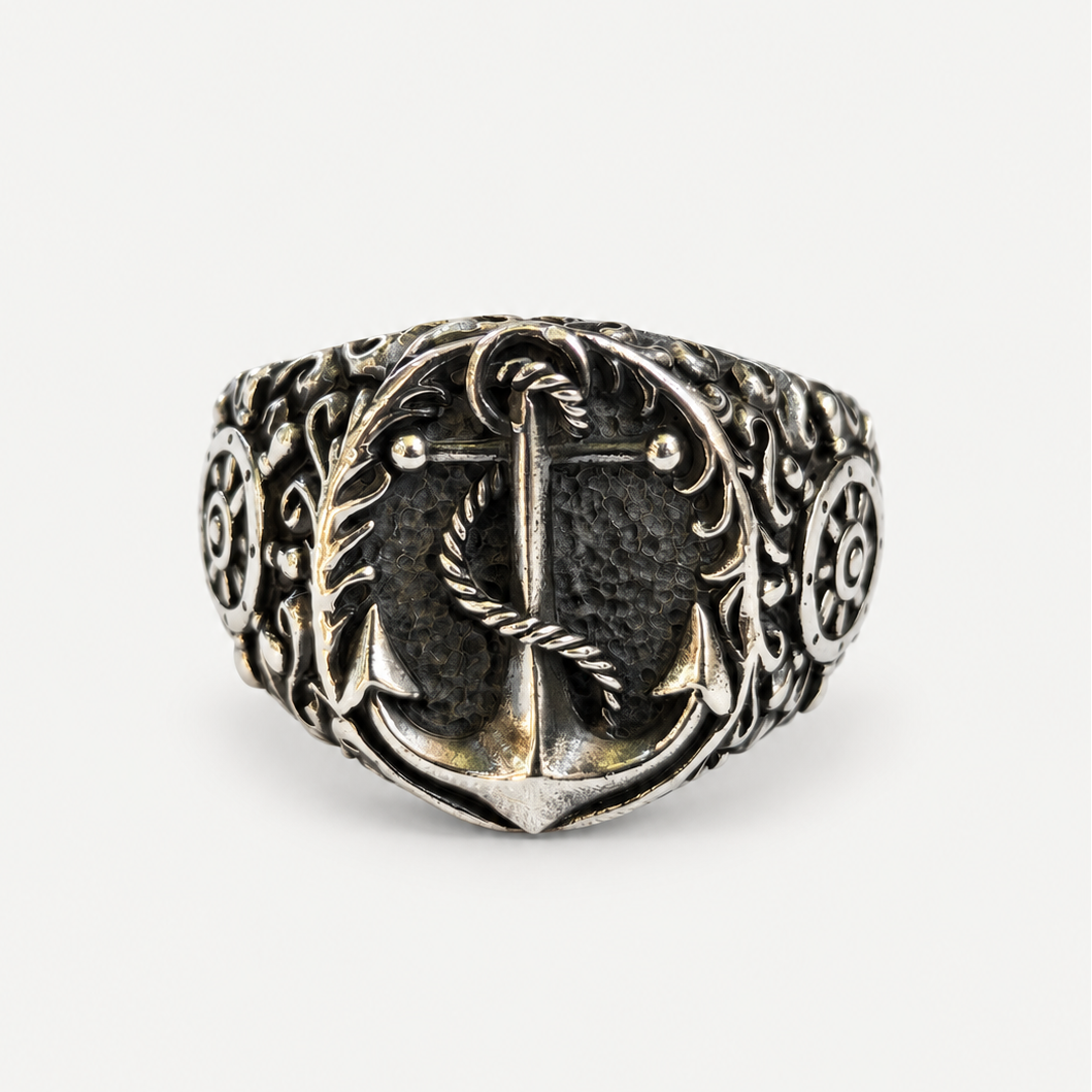 Nautical Anchor Ring frontal anchor detail