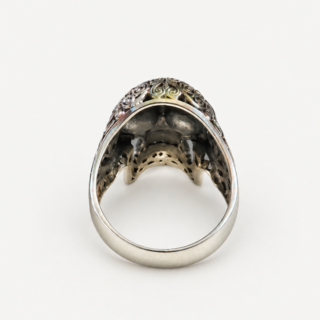 Ornate Skull Ring interior band view