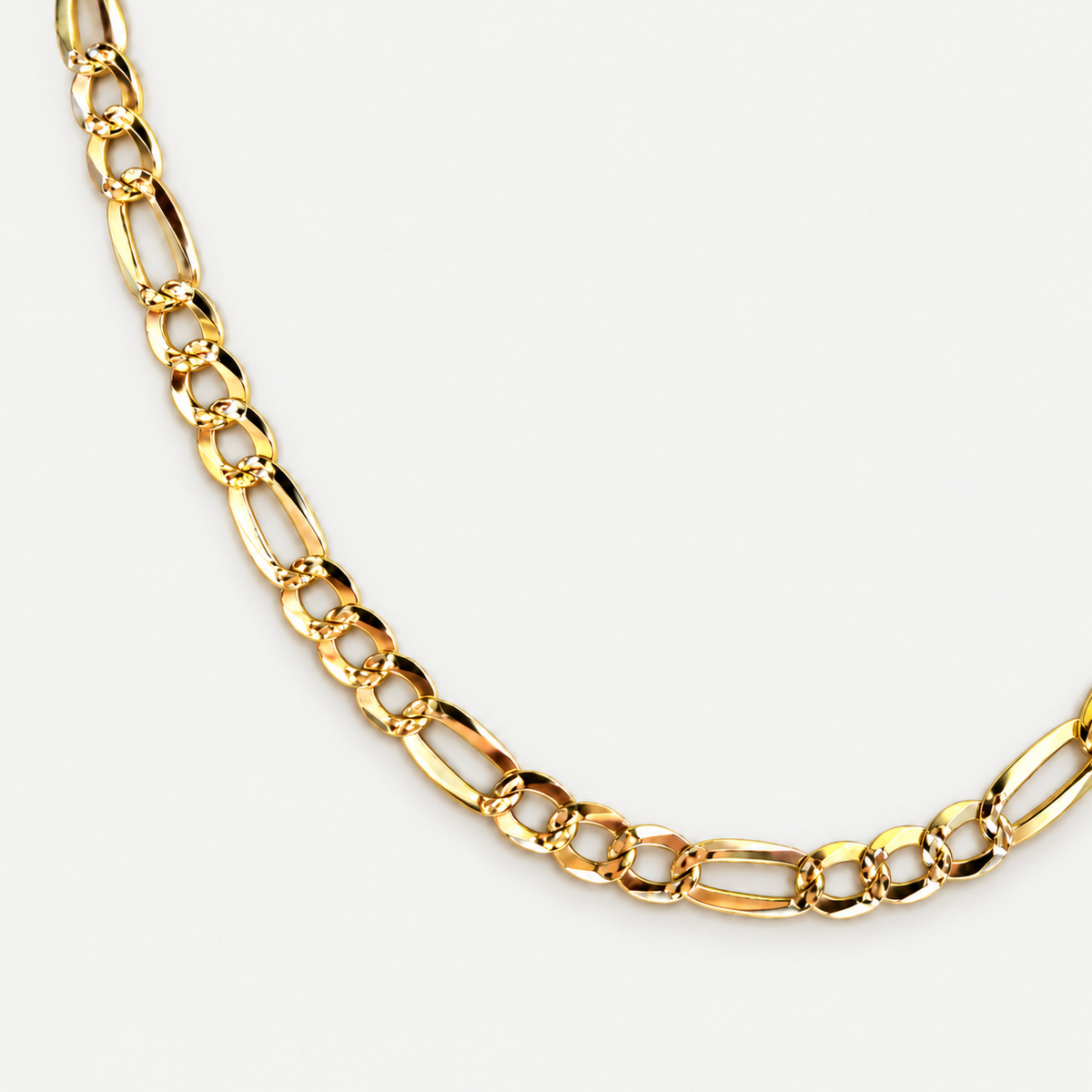 Signature Gold Plated Figaro Necklace link detail