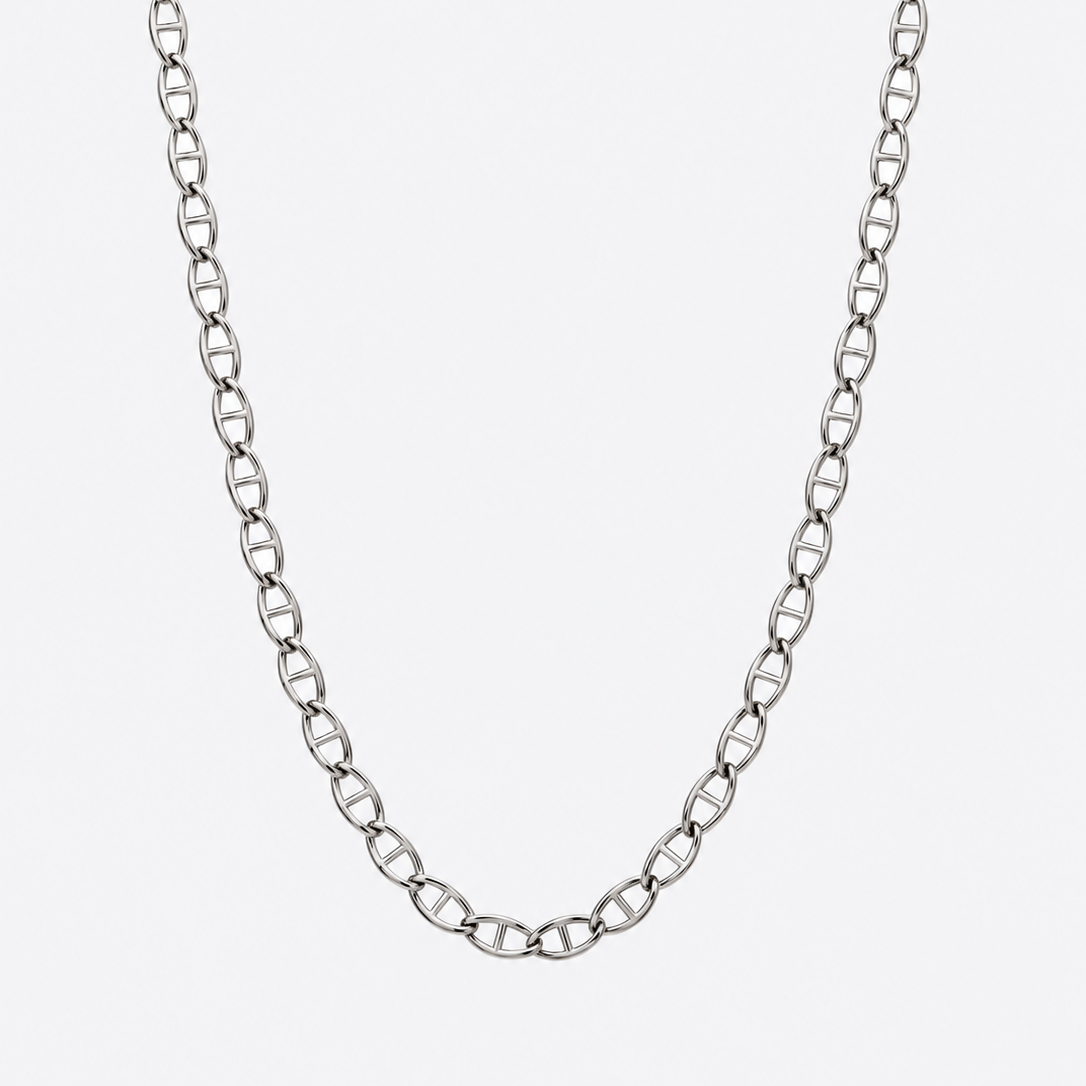 Signature Mariner Link Necklace full-length view