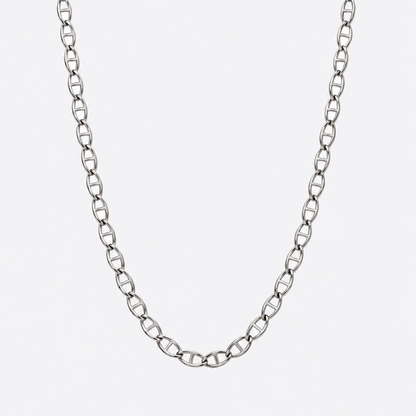 Signature Mariner Link Necklace full-length view