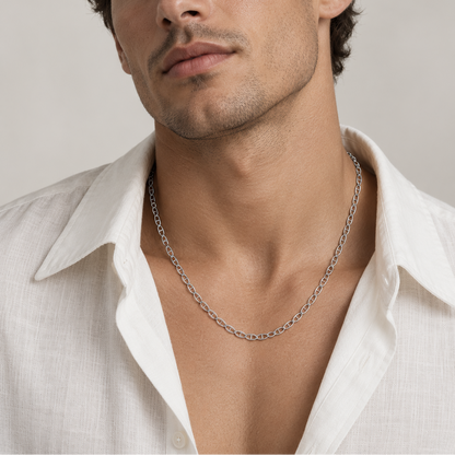 Signature Mariner Link Necklace worn on model