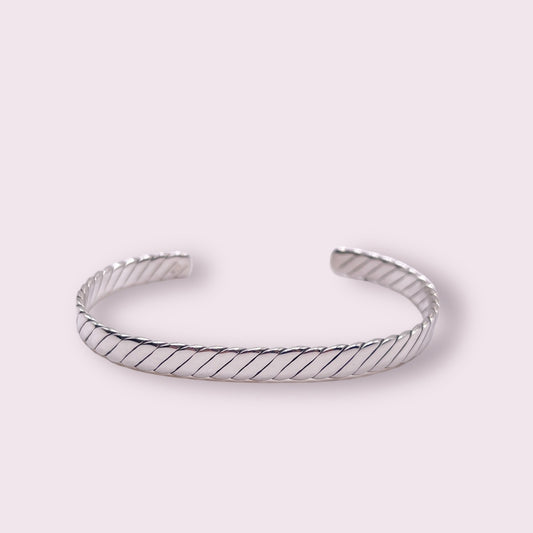 Cable Bracelet