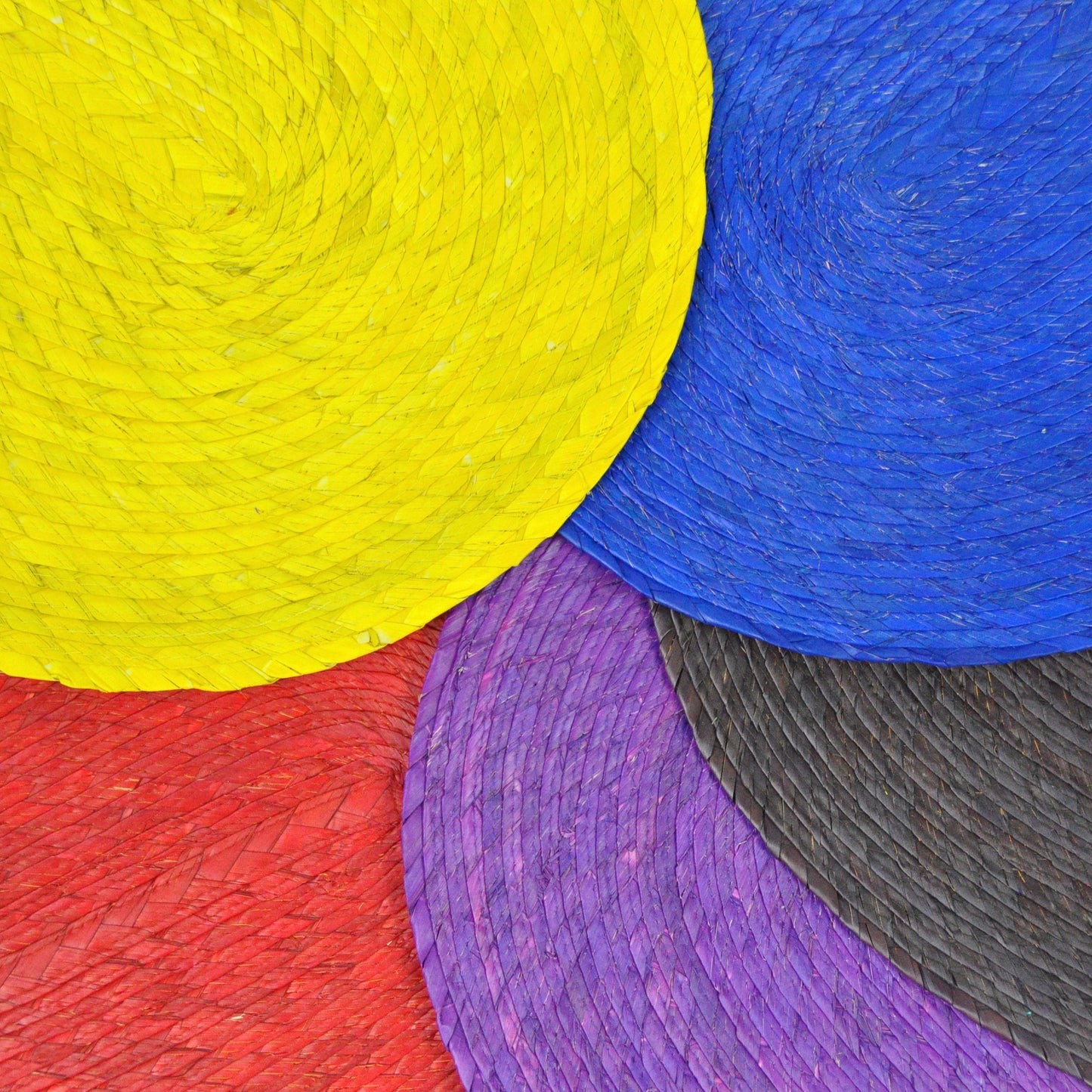Fiesta Oval Placemats Blue